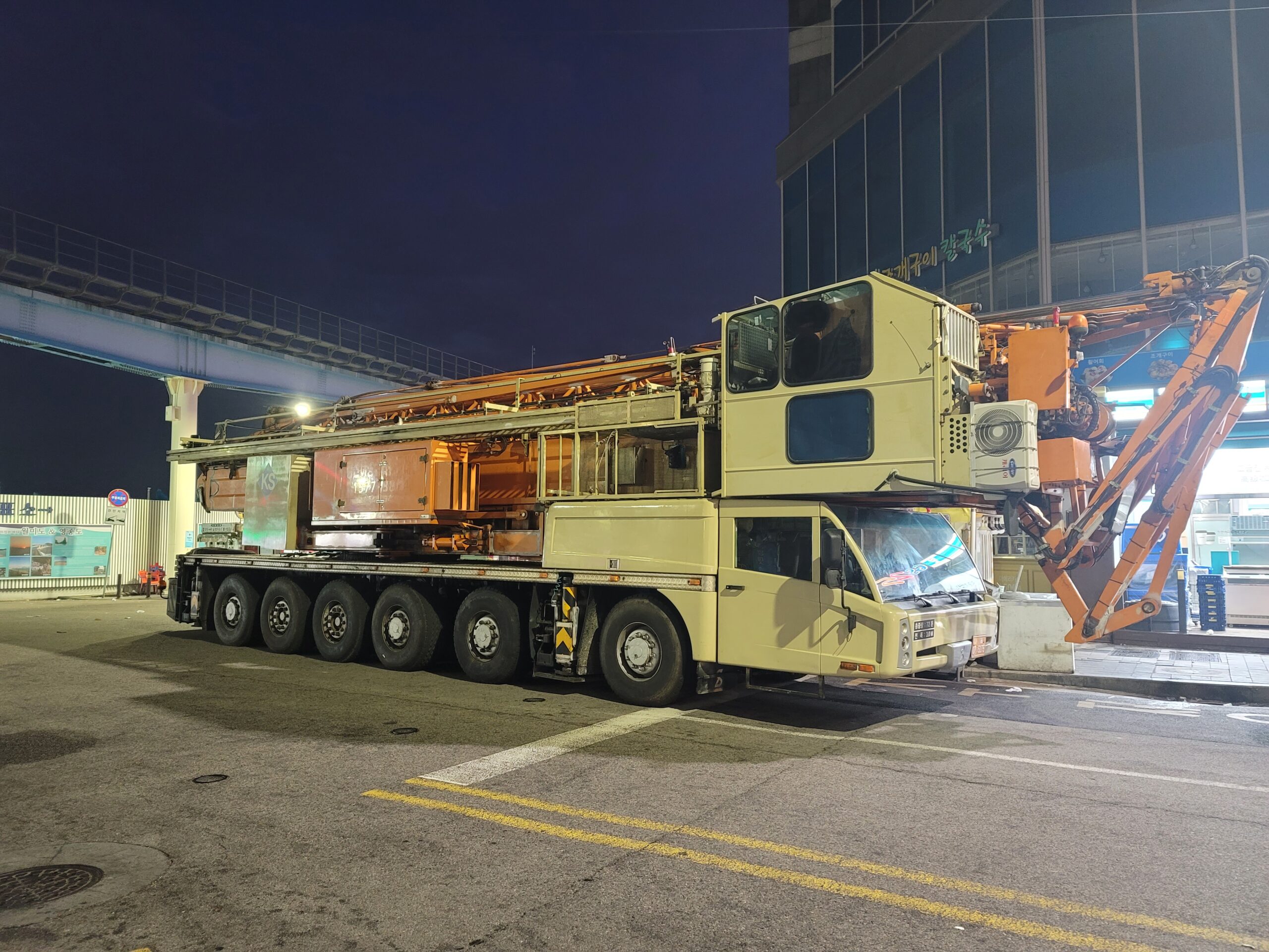 현장 작업사진 – 에이스이동타워-ACE MOBILE TOWER CRANE